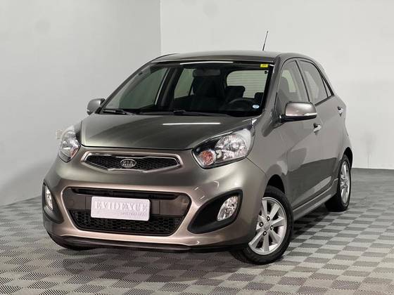 KIA PICANTO 1.0 EX 12V FLEX 4P AUTOMÁTICO KIA PICANTO 1.0 EX 12V FLEX 4P AUTOMÁTICO